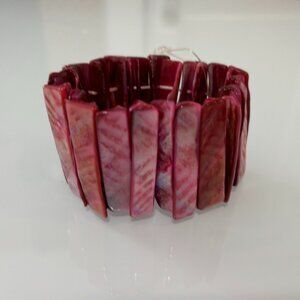 NWOTS Pink Nacar Stretch Wrap Bracelet, Summer Resort Cruise Elastic bracelet